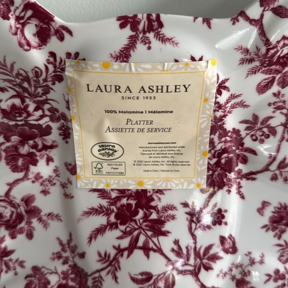 LAURA ASHLEY NWT Melamine Floral Bow Shaped Serving Platter Red and White - Picture 2 of 6